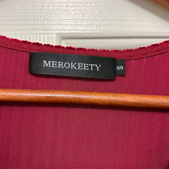 Red velvet dress - Picture 3 of 4